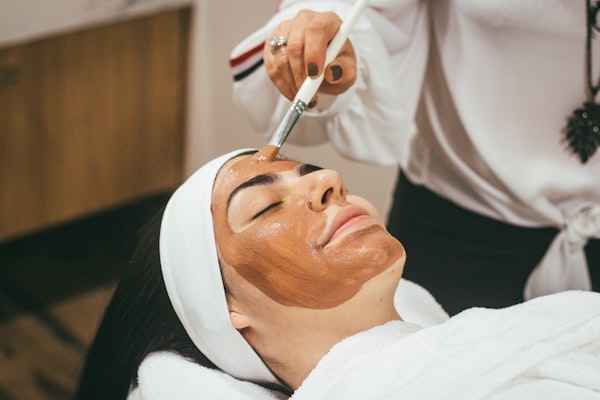 Skin Whitening Facial